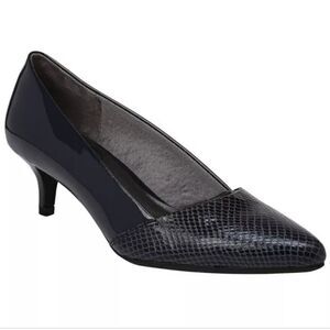 BRAND NEW LIFETRIDE WOMEN"S MARCY LOW HEEL SHOE